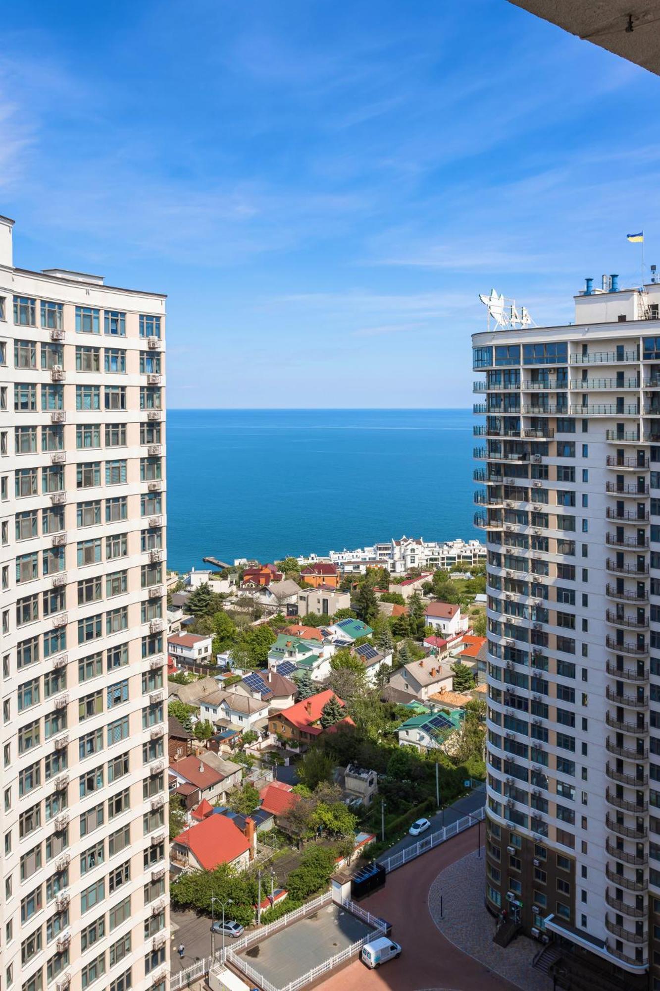 Апартаменты Direct Sea View Одесса Экстерьер фото